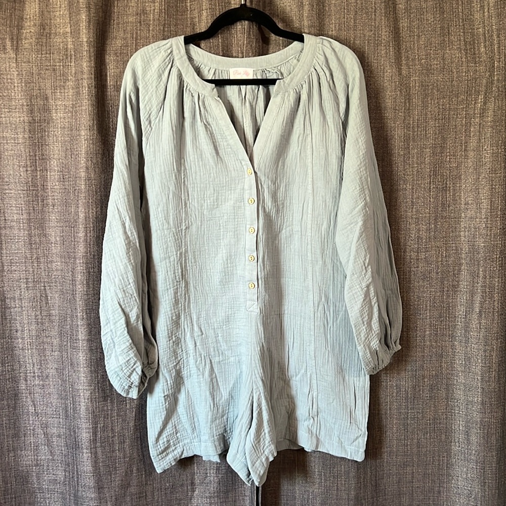 Pink Lily blue gauze cotton romper long sleeve button down with pockets small